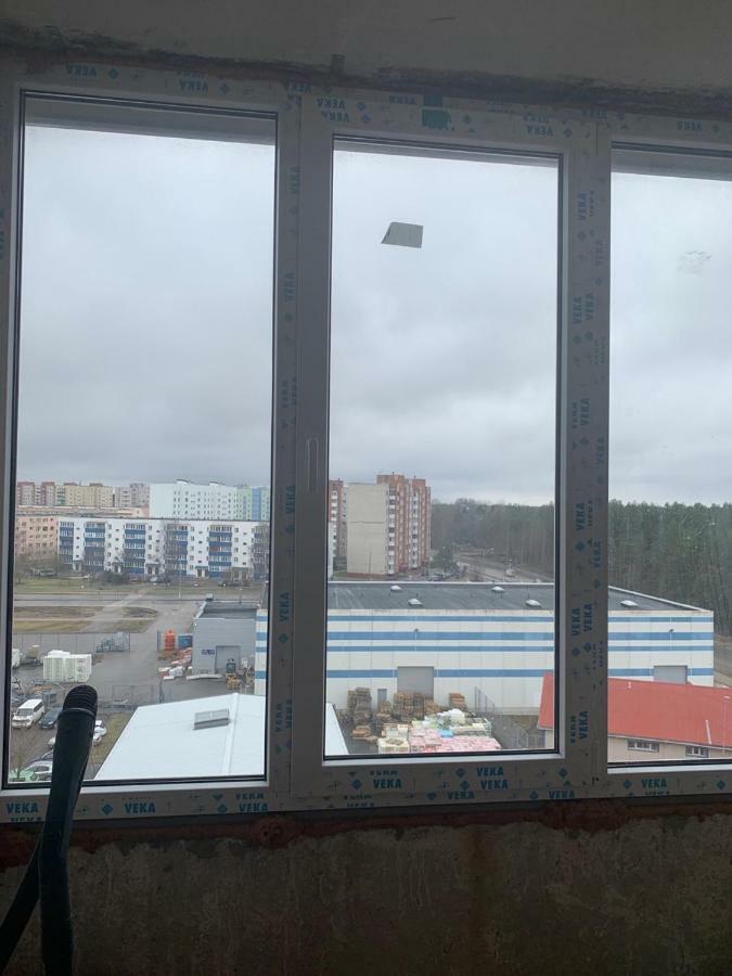Ореховая Горка Апартаменты С Балконом И Лифтом Narva Bagian luar foto